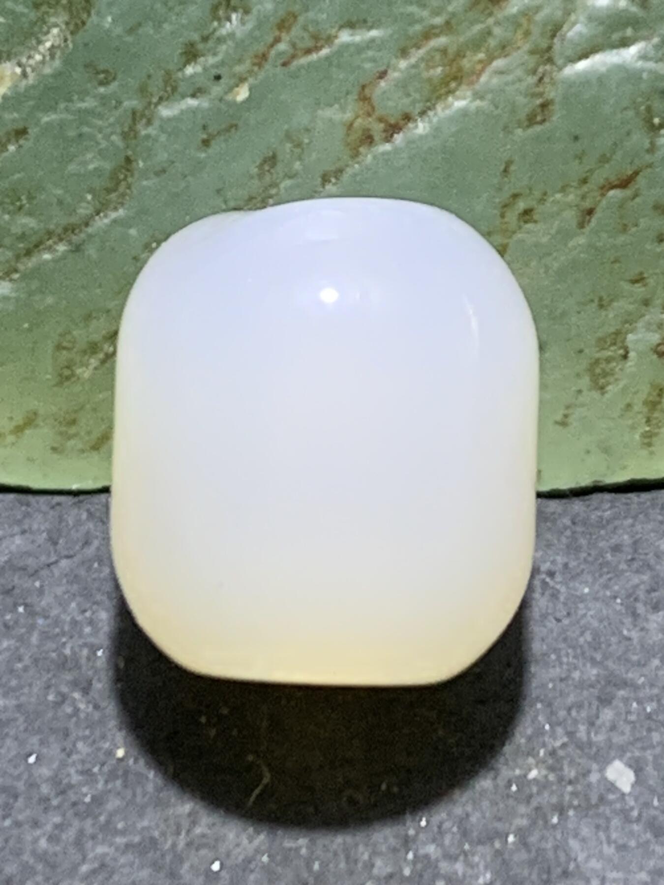 荔枝冻通货随形桶珠一颗，