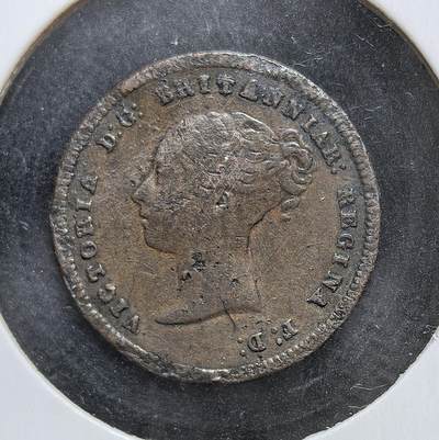 外国优质老铜币银币，正月十二晚九点倒数截拍，满百包邮可寄存，持续收拍 - 英国维多利亚1844 年半法新铜币，面值为 1/1920 英镑，由伦敦皇家铸币厂铸造。此币为维多利亚早期小面值辅币，材质为铜，广泛用于日常小额交易，1869 年停止流通。