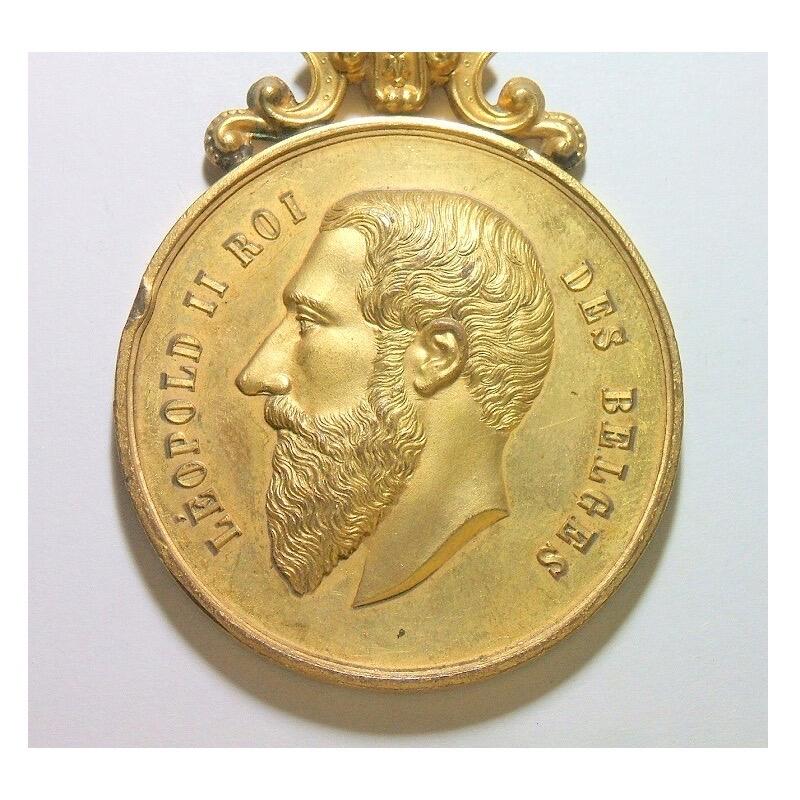 比利时1907年 利奥波德二世高浮雕精制大镀金章 带皇冠 50MM