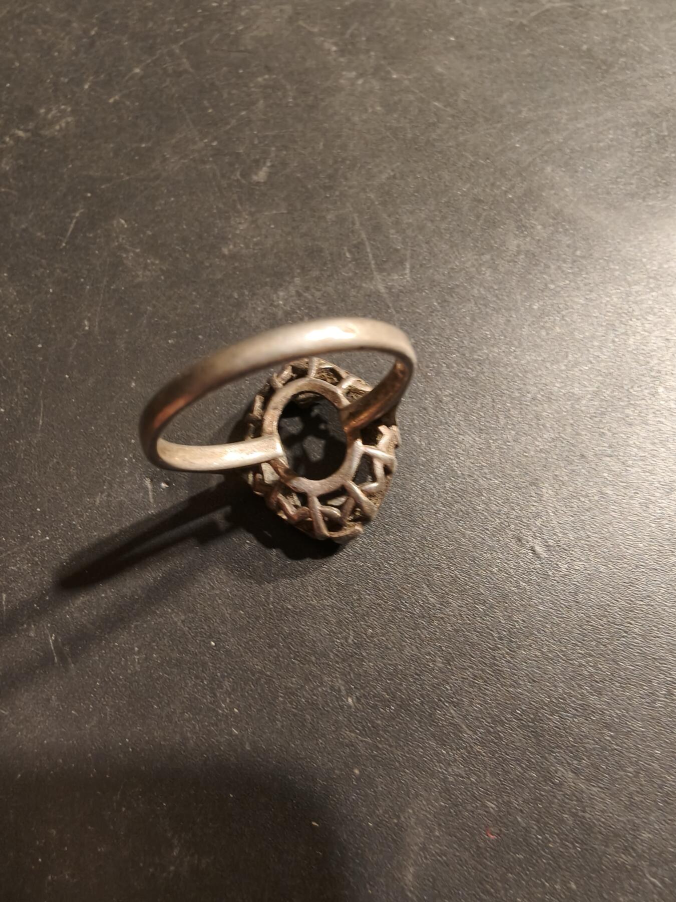 老王徽章第185期 法国银戒指壳   镶钻   野猪头银标    3g