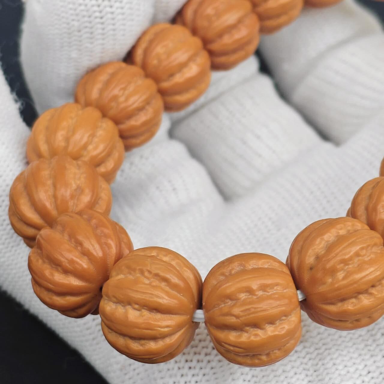 猴头精雕京八棱手串