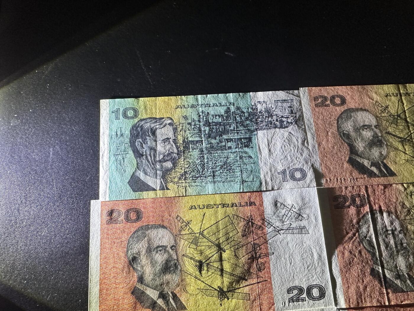 《外钞收藏家》第六百一十三期（ 精品场）（长期征集拍品、欢迎藏友们联系合作）