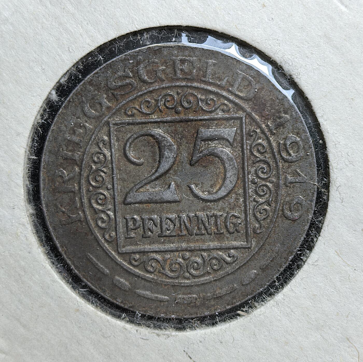 外国优质老铜币银币，正月十二晚九点倒数截拍，满百包邮可寄存，持续收拍 德国奥伯豪森市1919 年25 芬尼战时应急币，正面为面值与装饰纹，背面是奥伯豪森市徽。发行于一战后德国经济崩溃时期，是地方政府为缓解货币短缺、维持社会运转的临时货币，见证了魏玛共和国初期的经济危机。