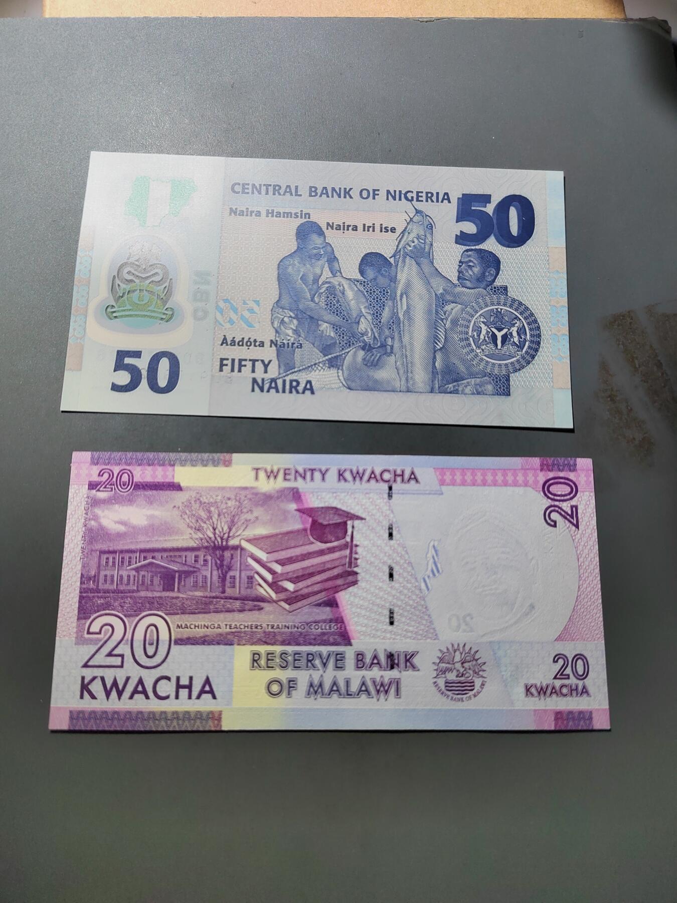 PCAI钱币  27-763  纸币钱币小专场 外币二张