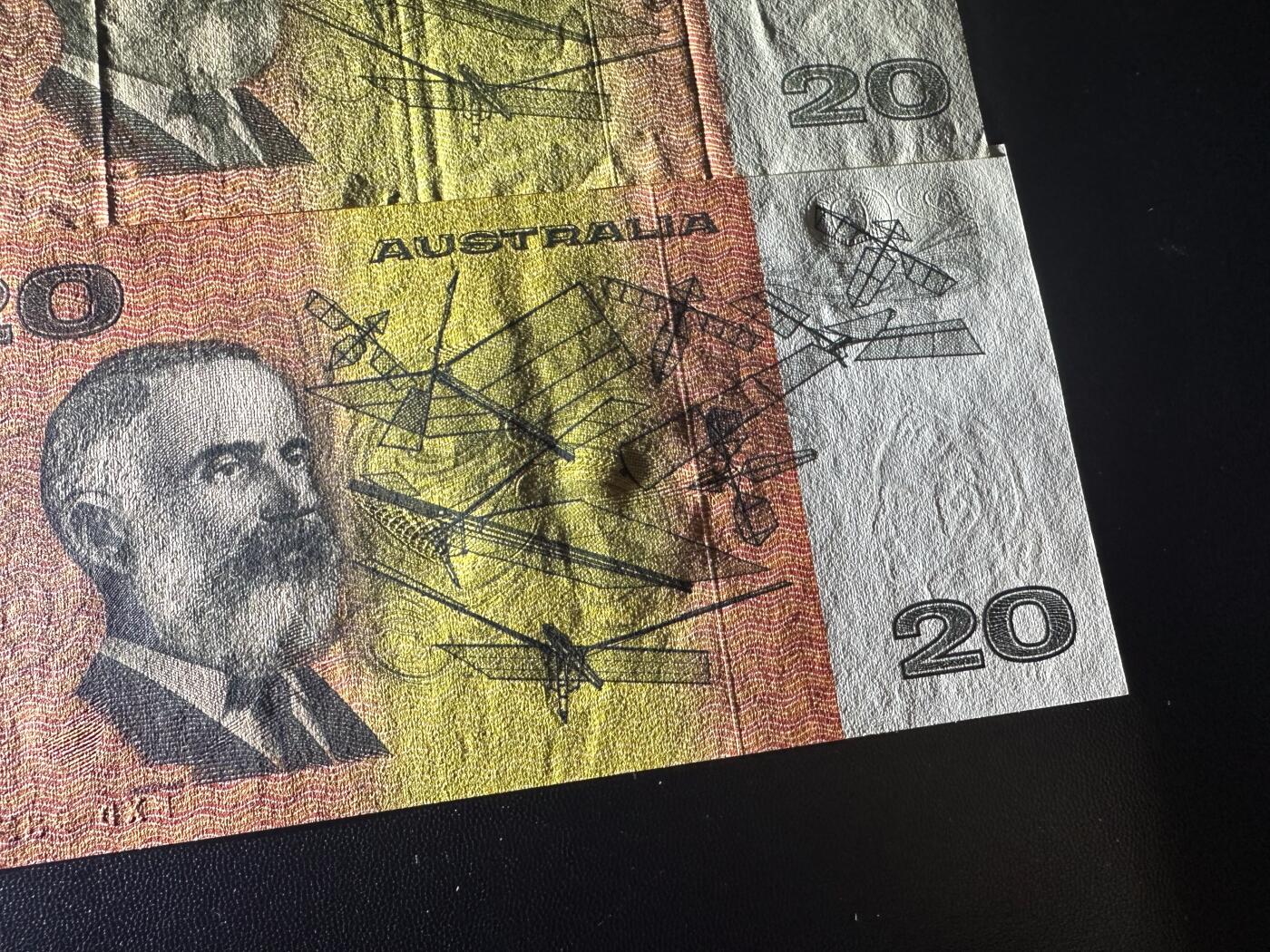 《外钞收藏家》第六百一十三期（ 精品场）（长期征集拍品、欢迎藏友们联系合作）