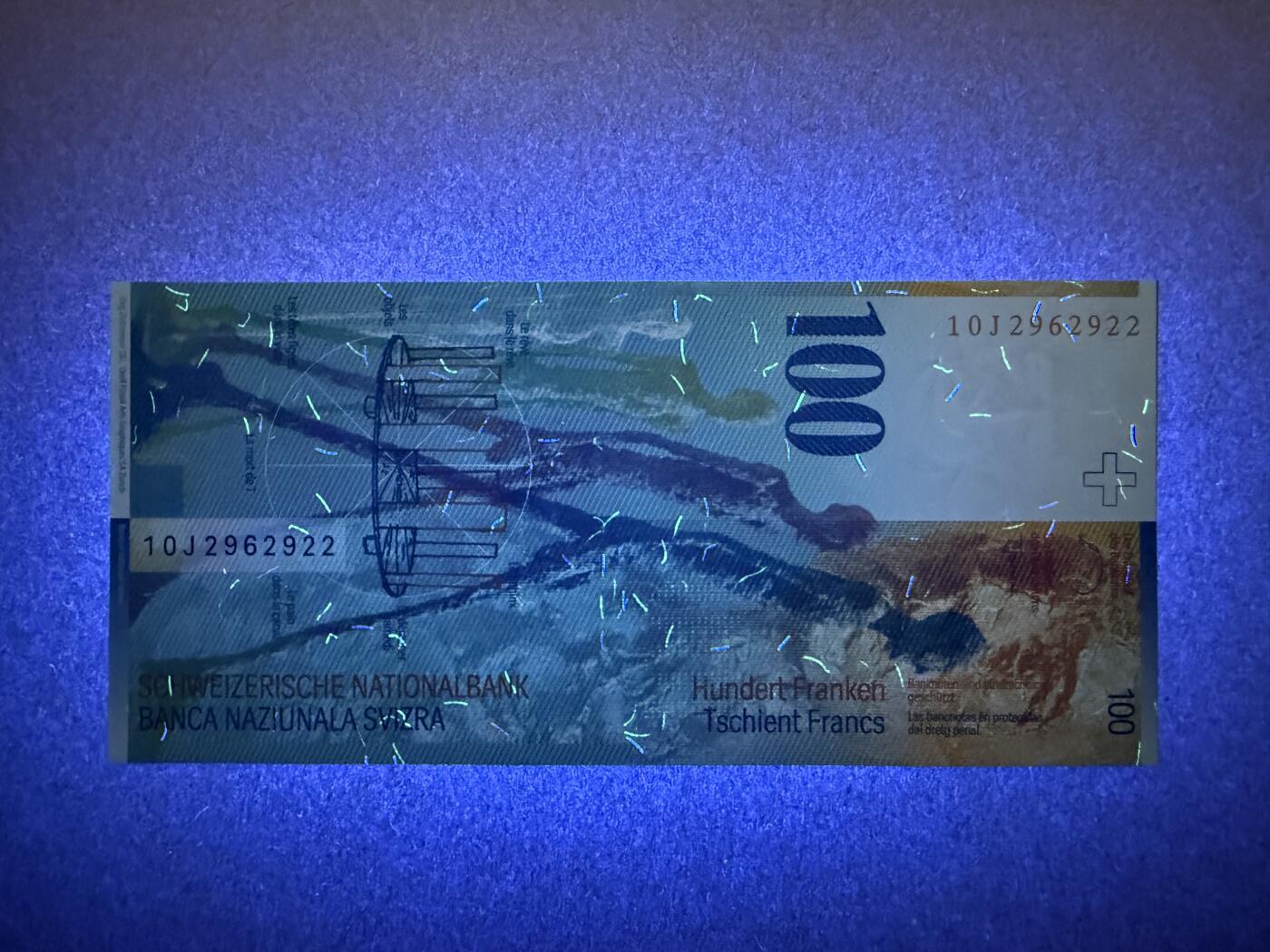 《艾美收藏》第234期-3.1周日外币精华场 瑞士100法郎 UNC 元素版 无47双尾 绝品