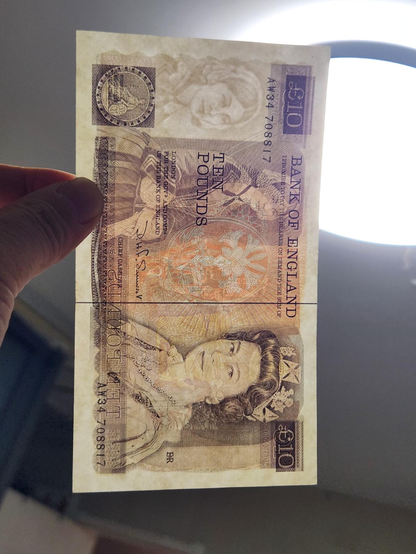 2月28号晚上8点 外国纸币自动截拍第32场