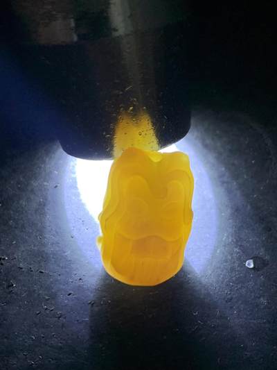 精美高玉化亚光盐源玛瑙手工雕刻九尾狐珠一颗 精美高玉化亚光盐源玛瑙手工雕刻九尾狐珠一颗