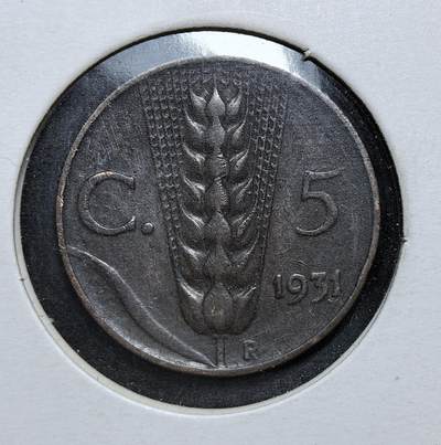 外国优质老铜币银币，正月十二晚九点倒数截拍，满百包邮可寄存，持续收拍 - 意大利王国1931年5分铜币，正面为维克托・伊曼纽尔三世头像，背面是象征农业的麦穗图案。发行于法西斯统治初期，是墨索里尼政权强化国家控制、推行农业自给政策的货币见证。