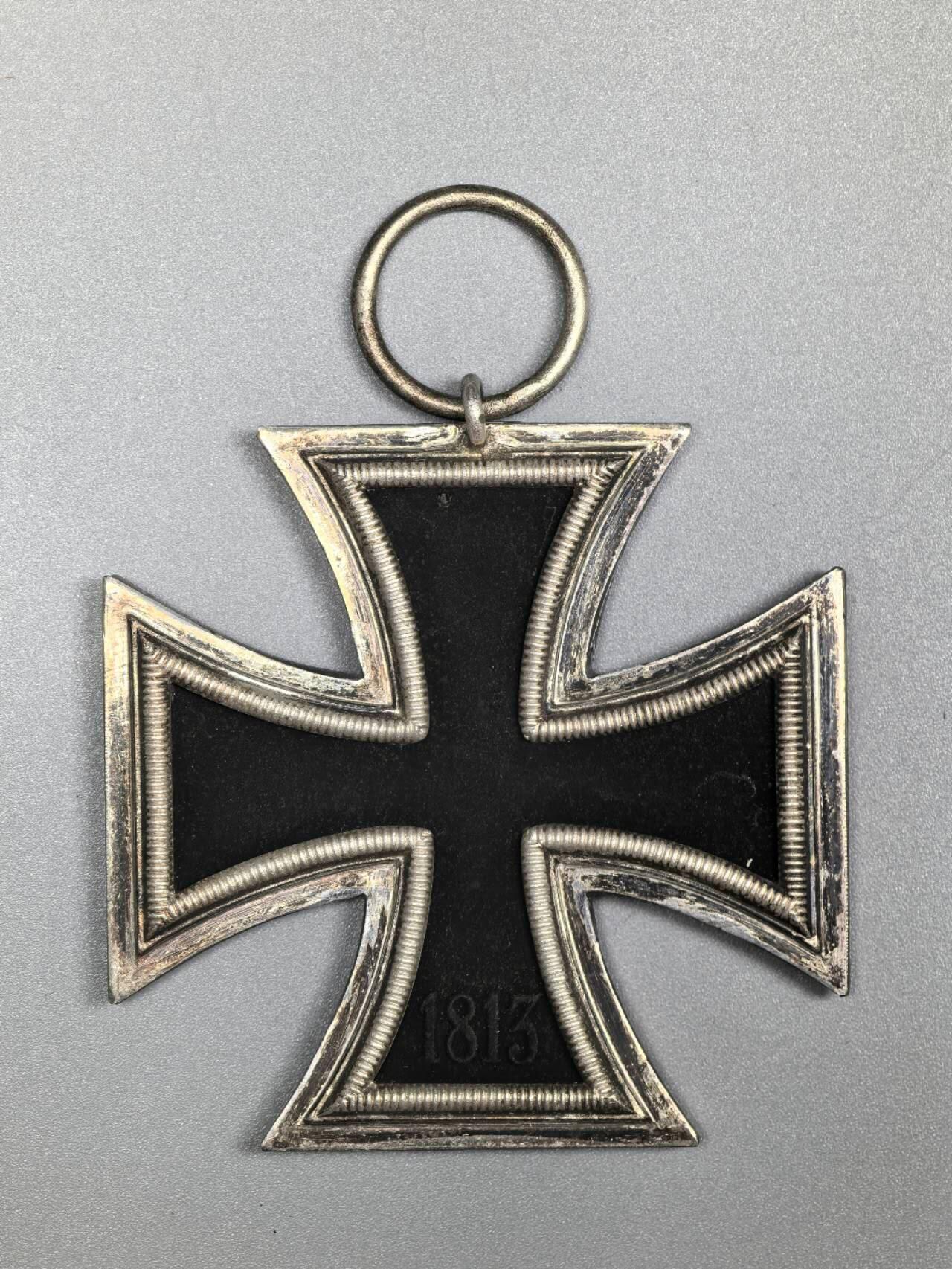 小驴勋章奖章收藏2月28日周六晚七点拍卖（调休临时调整，珍爱和平，收藏战争，铭记历史，勿忘国耻，忠党爱国。有偿代拍，送拍规则在简介最后，参拍须阅读规则后再参拍，关系到运费包装发货时效真假辨别等关键信息，拍卖时不再发原图，看大图店主微信码在拍卖店铺介绍里）