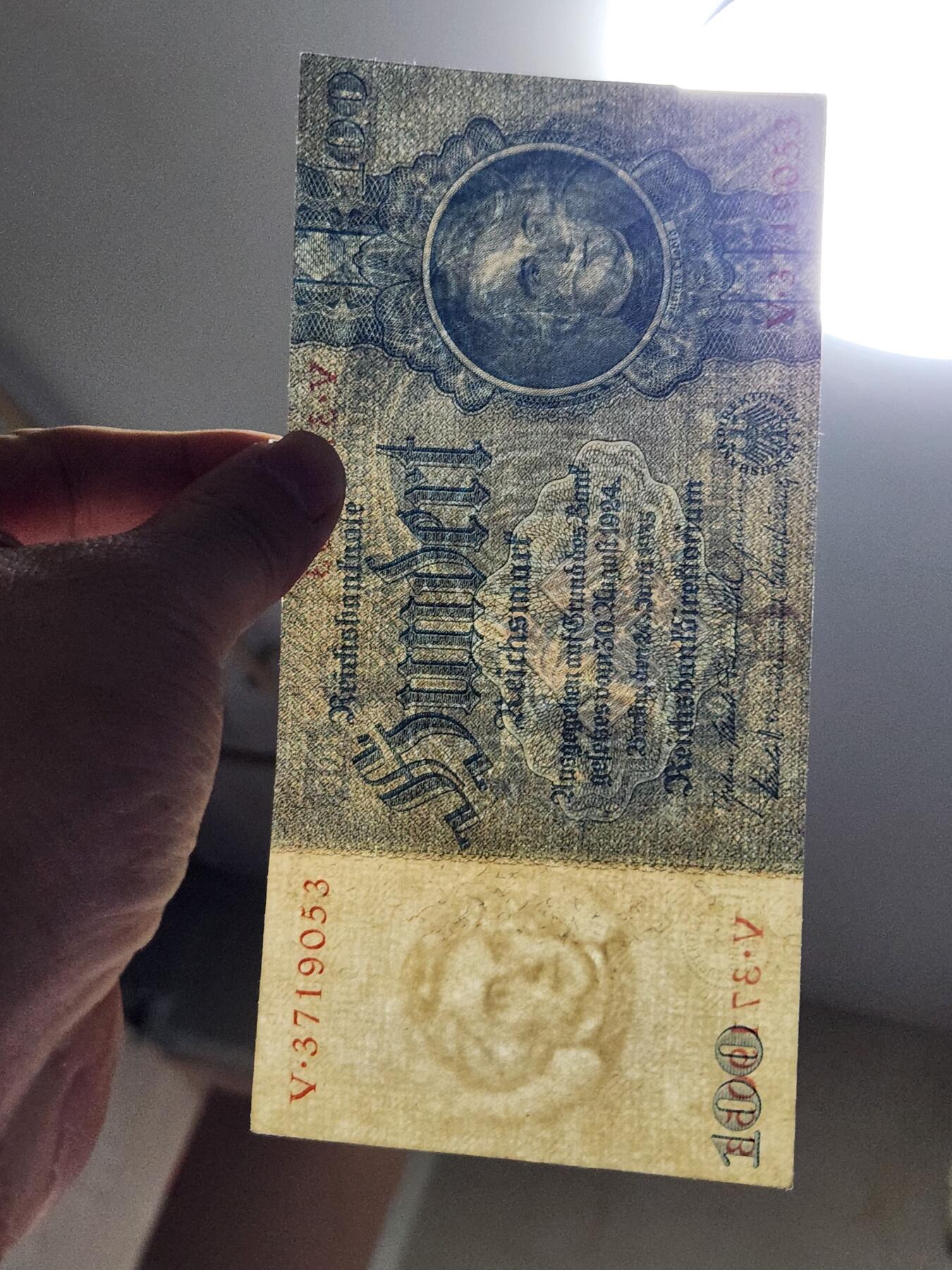 2月28号晚上8点 外国纸币自动截拍第32场