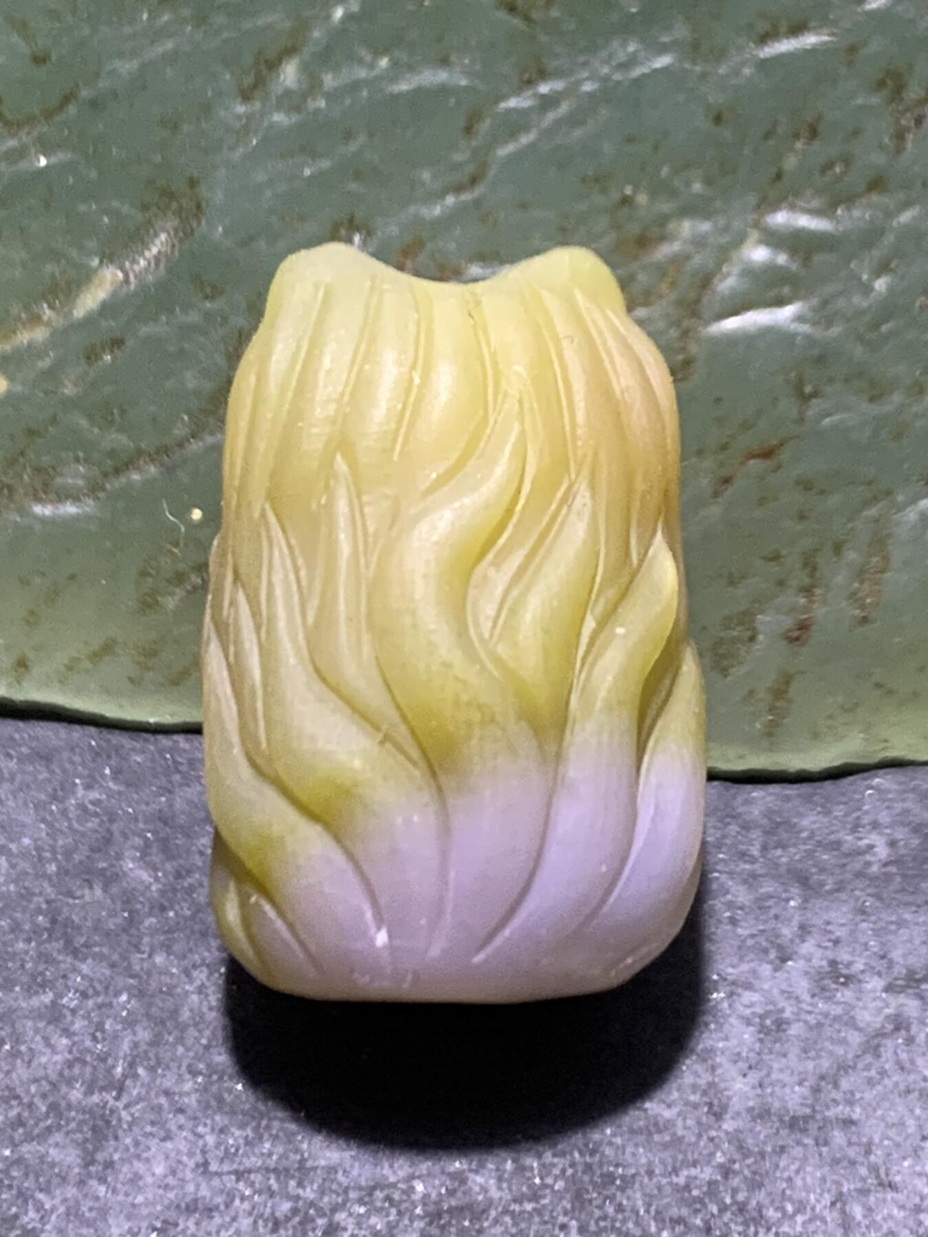 精美高玉化亚光盐源玛瑙手工雕刻九尾狐珠一颗