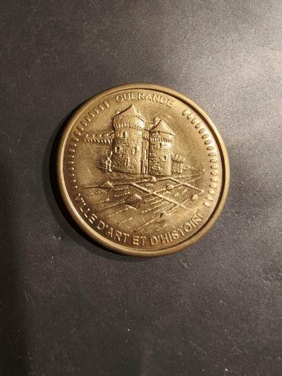 老王徽章第185期 - 法国盖朗德城堡纪念章     直径35mm    重量39.6g