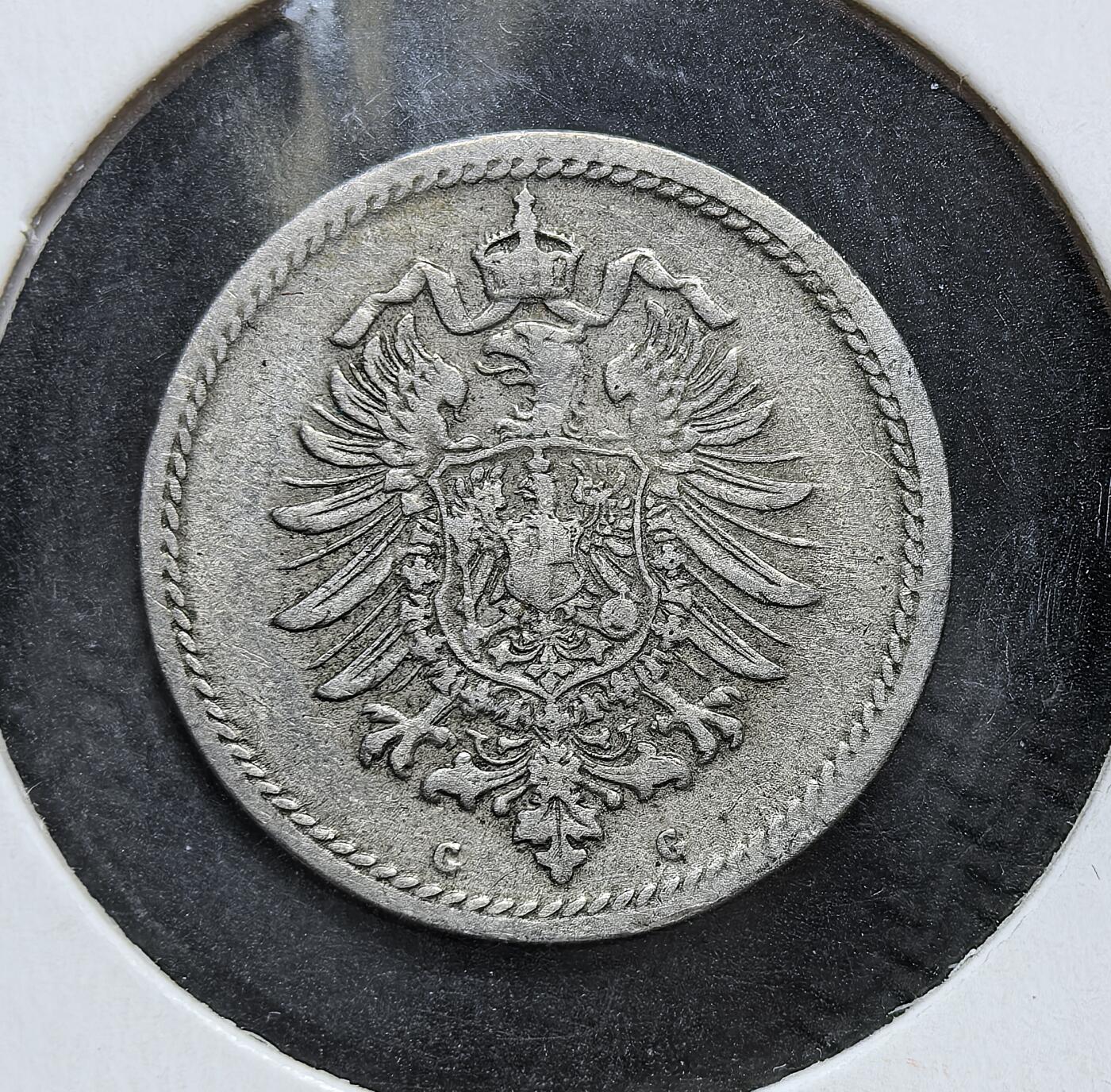 外国优质老铜币银币，正月十二晚九点倒数截拍，满百包邮可寄存，持续收拍 德意志帝国1875年5芬尼G版，正面为面值与年份，背面是帝国鹰徽。此币是德意志统一后首批帝国货币，取代各邦旧币，见证了德国从邦联走向统一帝国的货币体系整合。