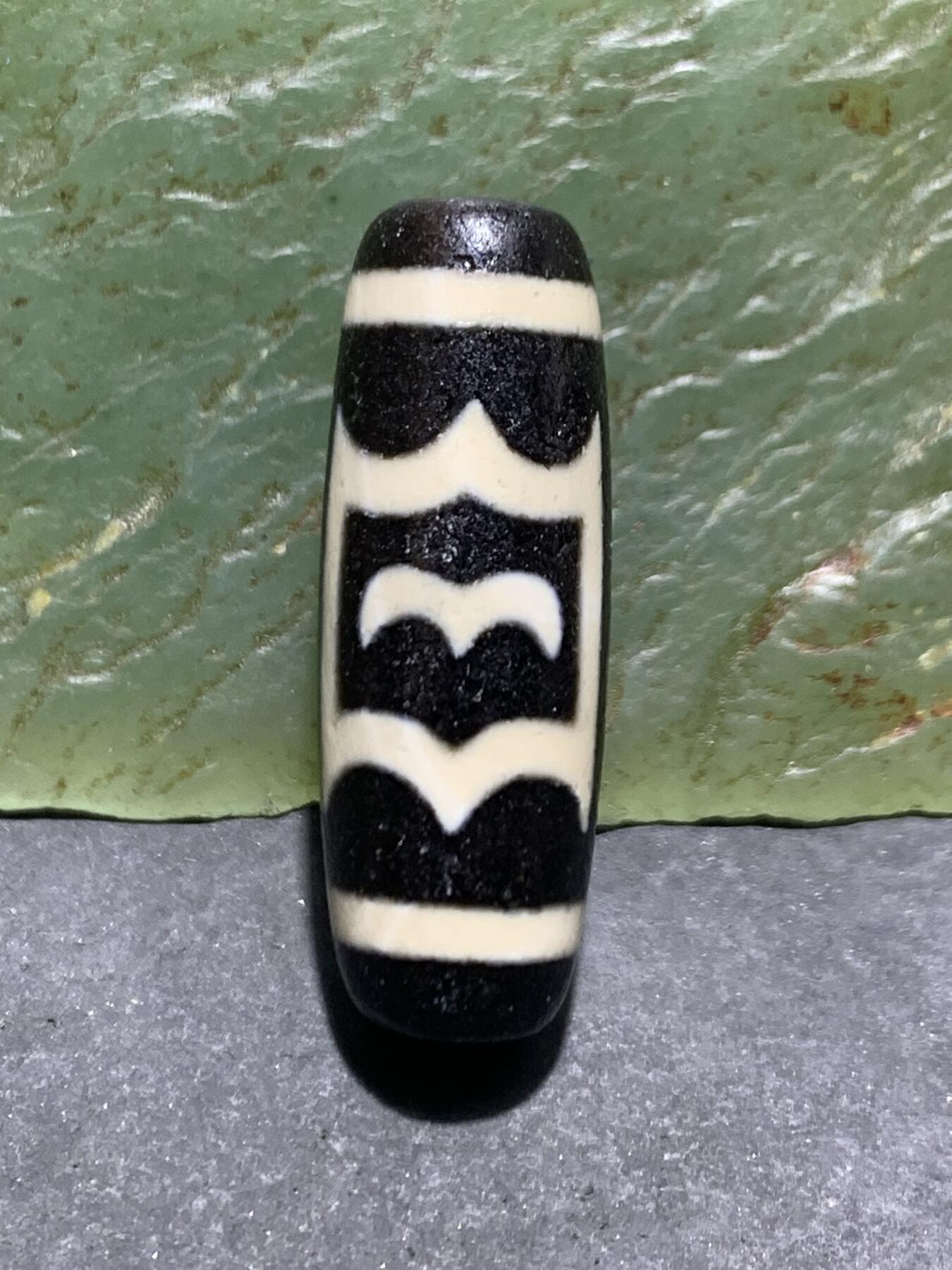 仅此一颗，藏传大鹏玛瑙随形天珠一颗