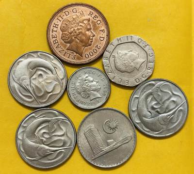 文馨钱币收藏第 295 场，（元宵场）各种银币散币纪念章，长期接代拍业务 - 好品英国，新加坡，马来西亚一组