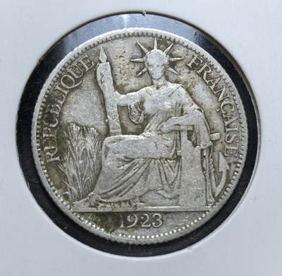 外国优质老铜币银币，正月十二晚九点倒数截拍，满百包邮可寄存，持续收拍 - 法属印度支那1923 年20 分银币，正面为法兰西坐像，背面标注 “INDO-CHINE FRANÇAISE”。它是法国殖民统治下的流通货币，见证了越南、老挝、柬埔寨等地的殖民贸易史。