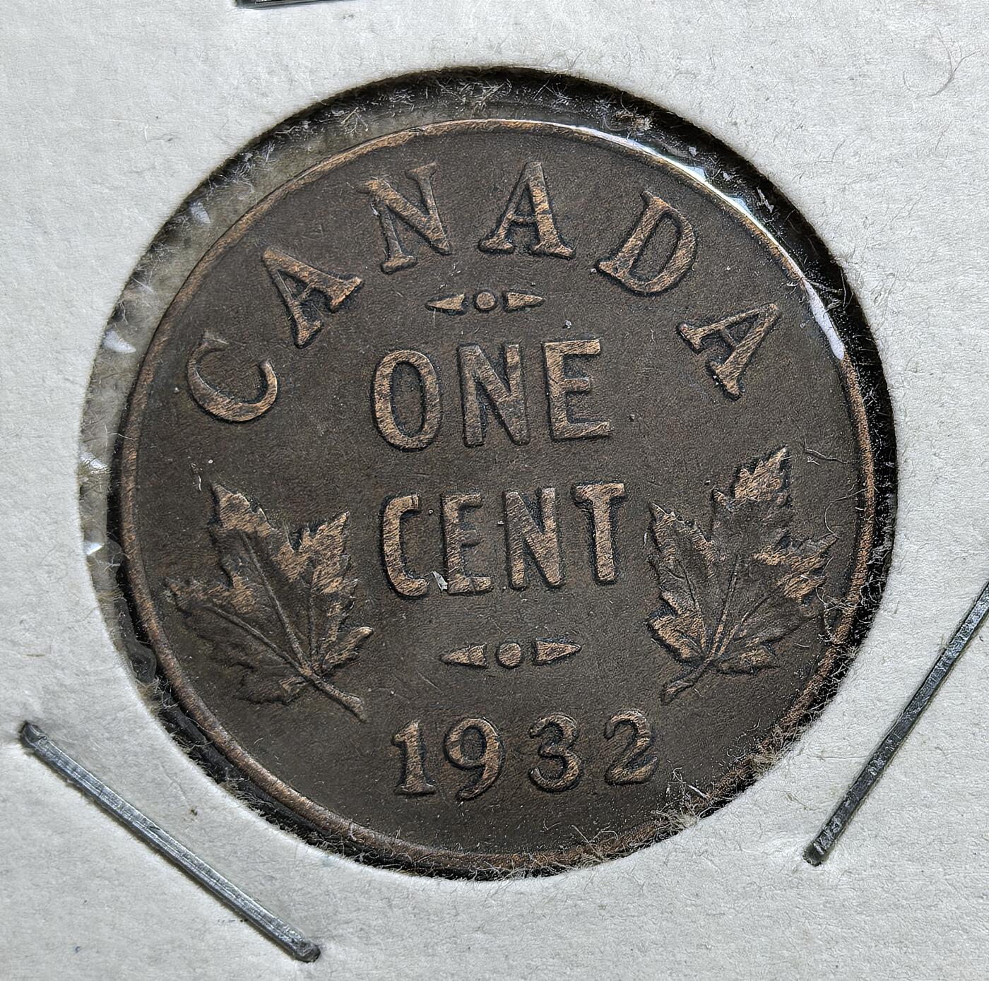 外国优质老铜币银币，正月十二晚九点倒数截拍，满百包邮可寄存，持续收拍 加拿大1932年1分铜币，正面为乔治五世高冠像，背面镌加拿大国花枫叶。发行于大萧条时期，是加拿大延续英联邦君主象征、强化国家身份认同的流通辅币，见证了加拿大在经济危机中的社会稳定。