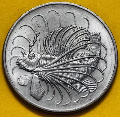 文馨钱币收藏第 295 场，（元宵场）各种银币散币纪念章，长期接代拍业务 - 原光 1981 年新加坡狮子鱼 50 分