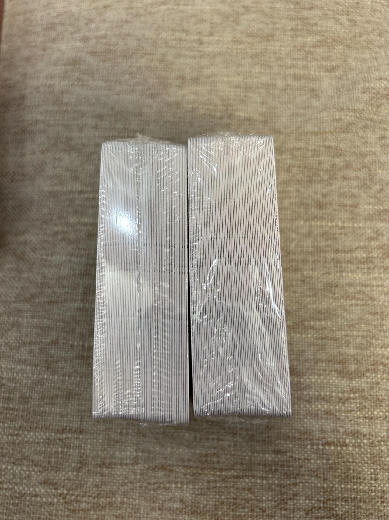 喜灰玩卡拍卖第五期，接拍品0佣金，欢迎送拍，释放现金流，让自己有资金可以购买更多喜欢的卡牌，让别的卡友能淘到更多心仪的卡牌 山河潮玩西游记 彩闪110张大全套（全新未开封）