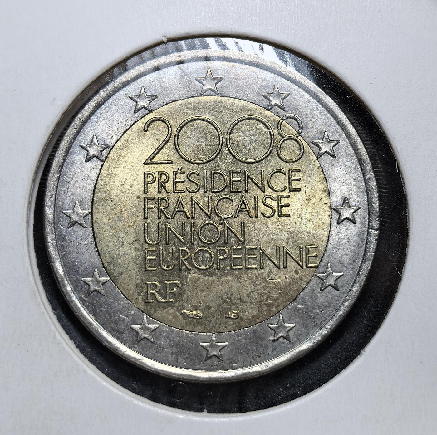 外国优质老铜币银币，正月十二晚九点倒数截拍，满百包邮可寄存，持续收拍 法国2008 年欧盟轮值主席国2 欧元纪念币，正面为欧盟统一图案。它是法国在欧盟一体化进程中发挥核心作用的重要见证，也是欧洲货币合作的实物载体。