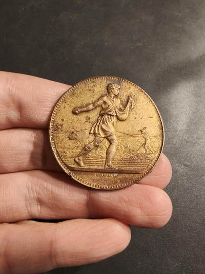 老王徽章第185期 - 法国播种女神单面镀金大铜章    直径41mm   重量26.6g