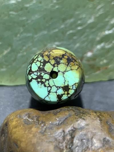 湖北十堰高瓷网花松石桶珠一颗 湖北十堰高瓷网花松石桶珠一颗