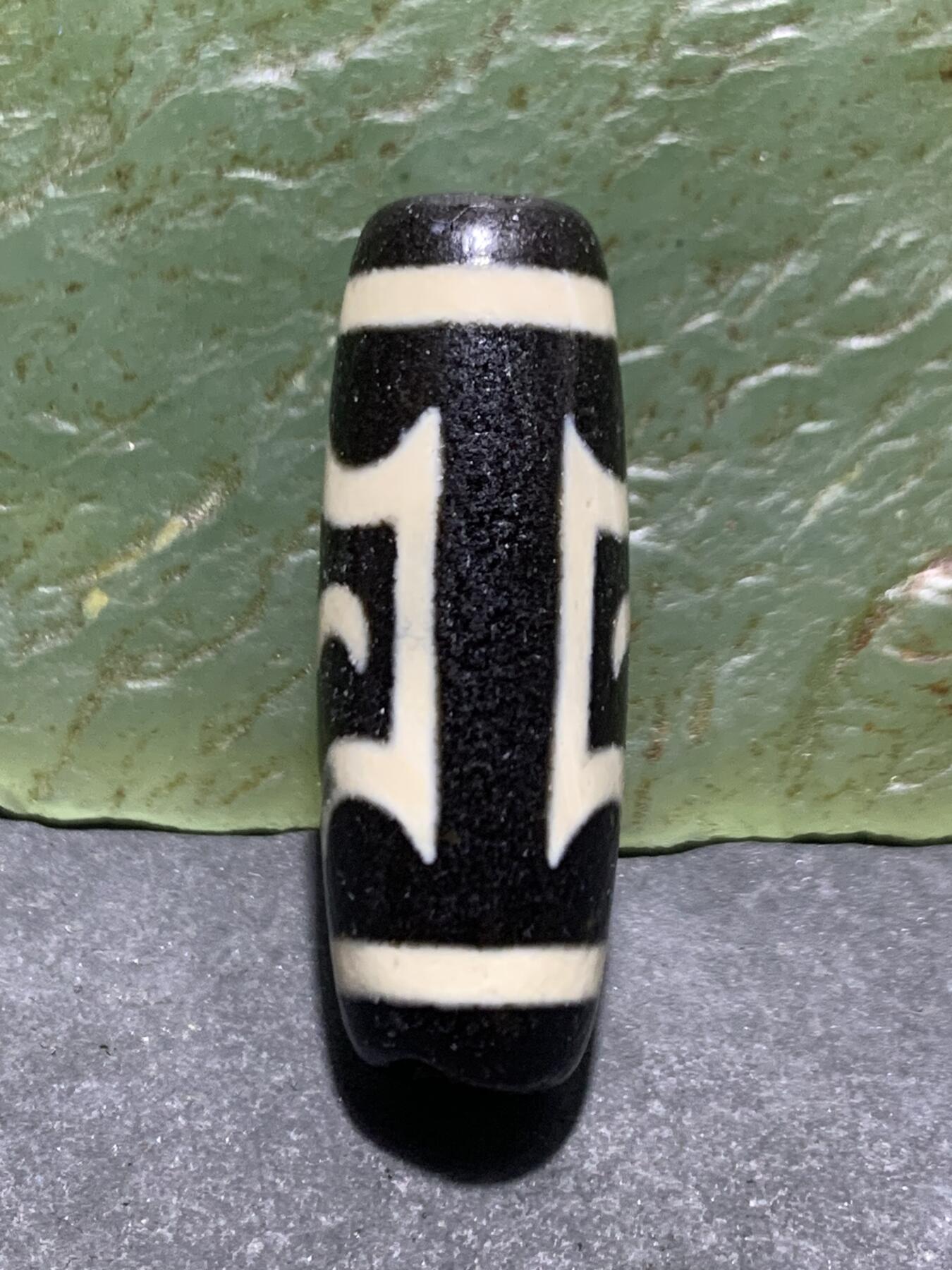 仅此一颗，藏传大鹏玛瑙随形天珠一颗