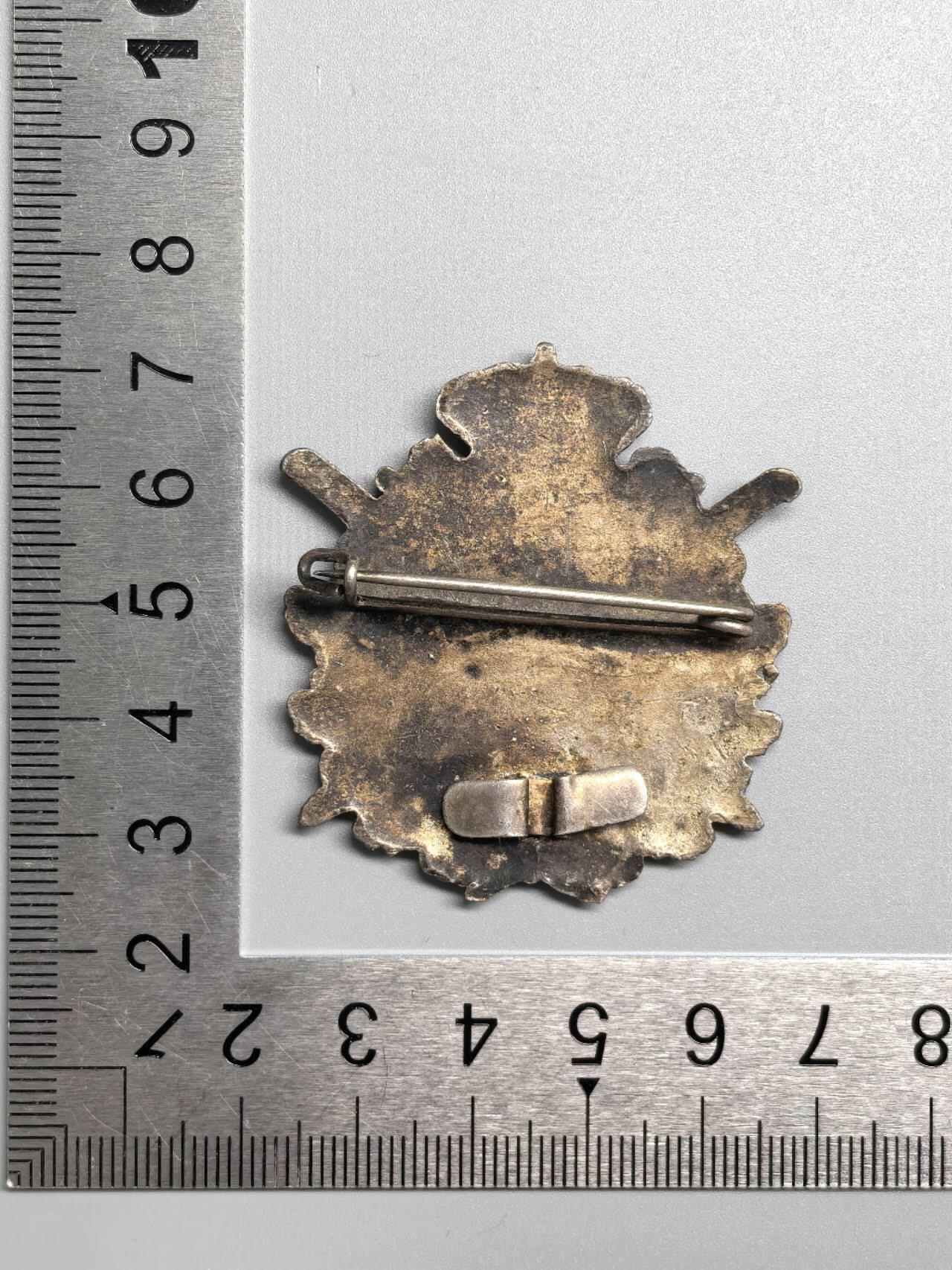 小驴勋章奖章收藏2月28日周六晚七点拍卖（调休临时调整，珍爱和平，收藏战争，铭记历史，勿忘国耻，忠党爱国。有偿代拍，送拍规则在简介最后，参拍须阅读规则后再参拍，关系到运费包装发货时效真假辨别等关键信息，拍卖时不再发原图，看大图店主微信码在拍卖店铺介绍里） 德意志帝国时期罗伊斯幼系亲王国第二地方退伍军人协会成员徽章