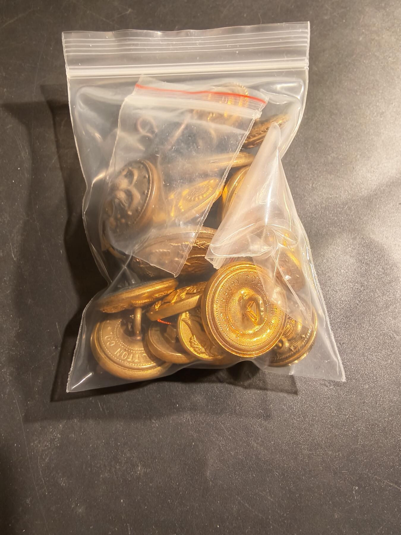 老王徽章第185期 美国海陆军扣子一组20枚   直径22-14mm