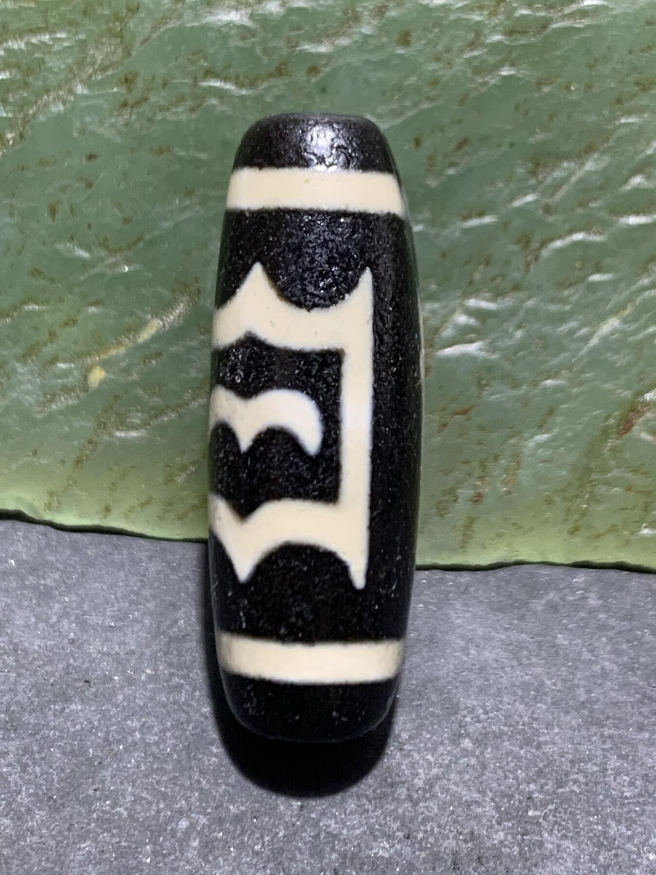 仅此一颗，藏传大鹏玛瑙随形天珠一颗