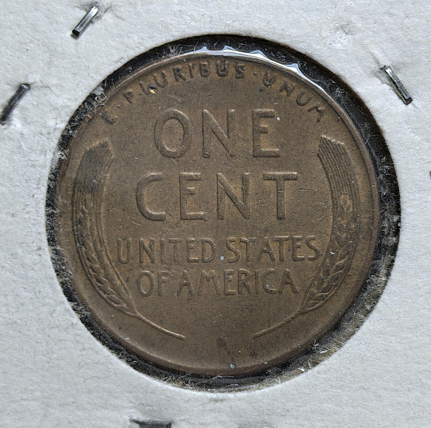 外国优质老铜币银币，正月十二晚九点倒数截拍，满百包邮可寄存，持续收拍 美国1937年林肯1美分铜币，正面为林肯头像，背面是麦穗环绕的 “ONE CENT”。发行于大萧条末期与罗斯福新政时期，是美国经济复苏、强化国家象征的流通辅币，见证了美国走出经济危机的历史转折。