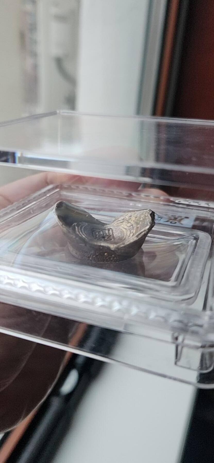 清代"福"字一两吉语银锭，重38.1克，极美85。