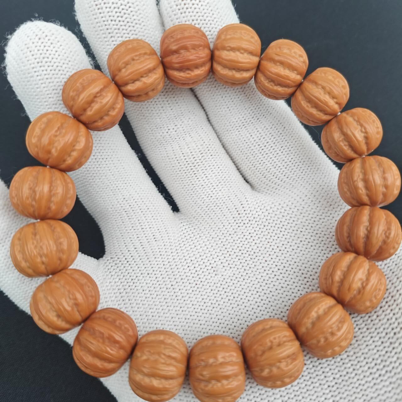 猴头精雕京八棱手串