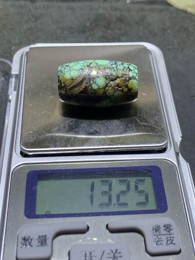 湖北十堰高瓷网花松石桶珠一颗 湖北十堰高瓷网花松石桶珠一颗