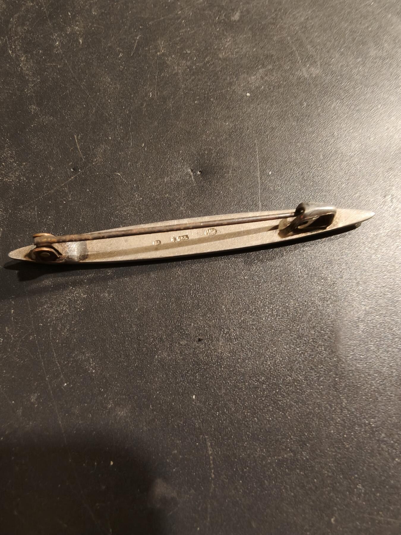 老王徽章第185期 欧洲银胸针    935银珐琅     4.2g