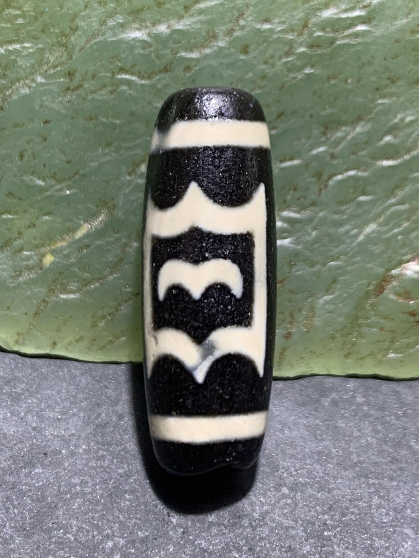 仅此一颗，藏传大鹏玛瑙随形天珠一颗