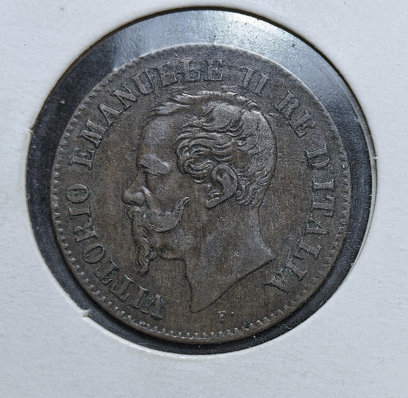 外国优质老铜币银币，正月十二晚九点倒数截拍，满百包邮可寄存，持续收拍 意大利 1861 年 2 分铜币，正面为维托里奥・埃马努埃莱二世头像，背面是意大利国徽与橡叶月桂环。1861 年意大利王国刚统一，此币是意大利统一后发行的首批官方流通货币，见证其王国初期的货币体系确立。