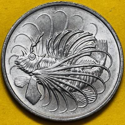 文馨钱币收藏第 295 场，（元宵场）各种银币散币纪念章，长期接代拍业务 - 原光品相  1974 年新加坡狮子鱼 50 份