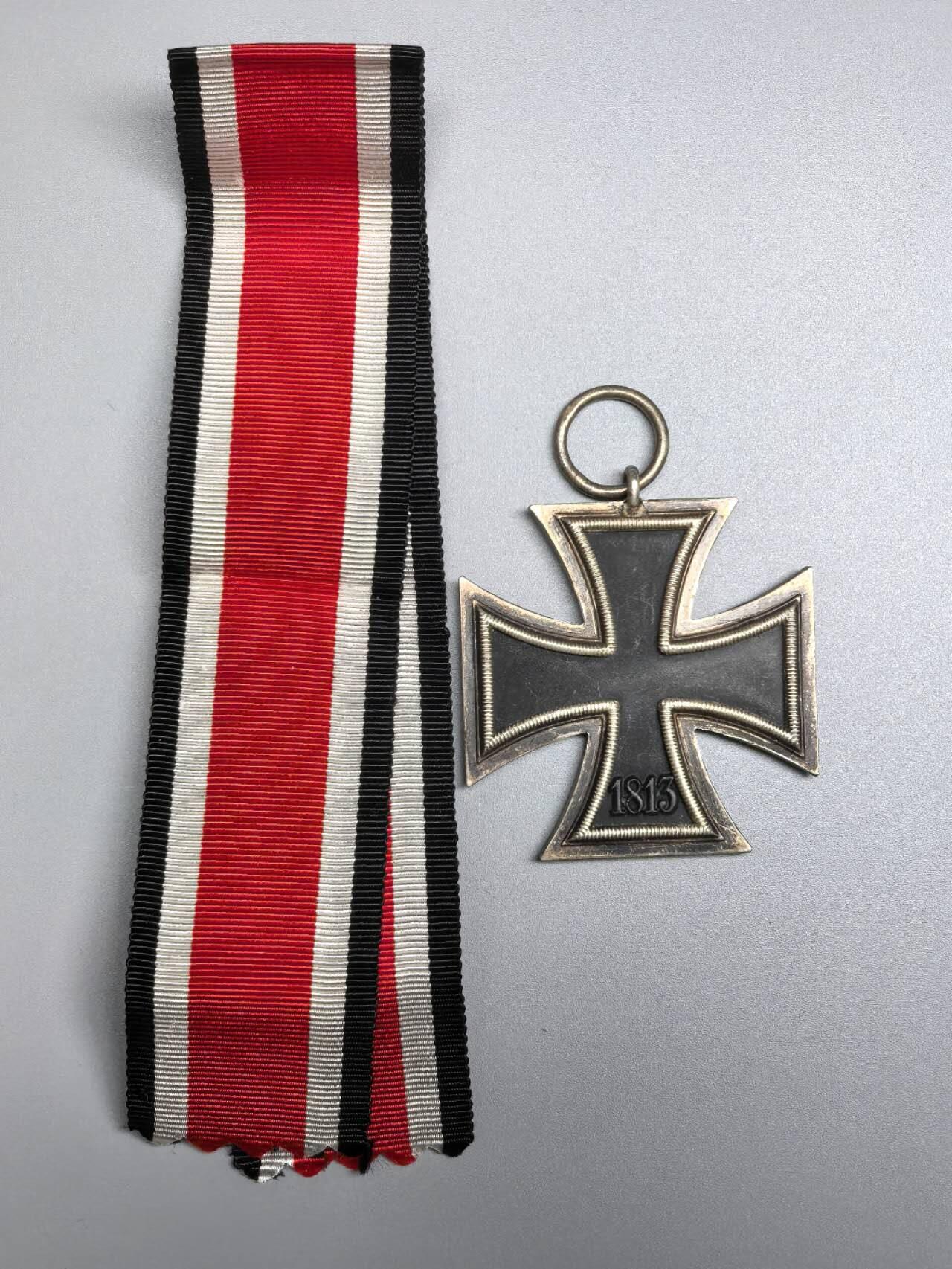 小驴勋章奖章收藏2月28日周六晚七点拍卖（调休临时调整，珍爱和平，收藏战争，铭记历史，勿忘国耻，忠党爱国。有偿代拍，送拍规则在简介最后，参拍须阅读规则后再参拍，关系到运费包装发货时效真假辨别等关键信息，拍卖时不再发原图，看大图店主微信码在拍卖店铺介绍里）