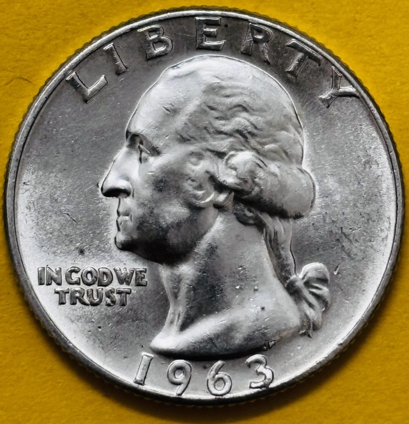 文馨钱币收藏第 295 场，（元宵场）各种银币散币纪念章，长期接代拍业务 全新卷拆品相 1963 年美国华盛顿白头鹰 25 美分银币， 6.25 克 900 银