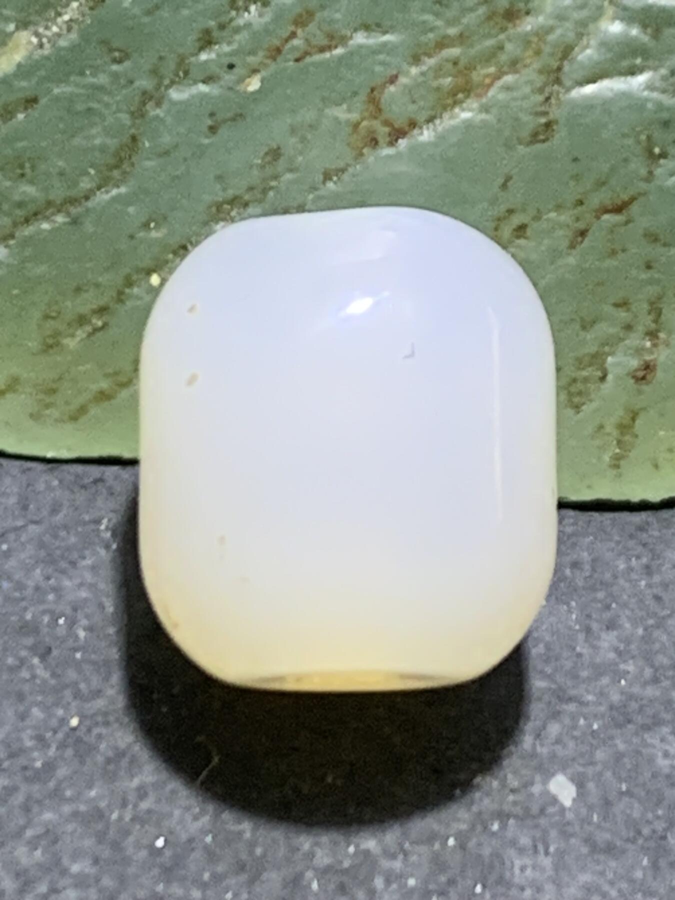 荔枝冻通货随形桶珠一颗，