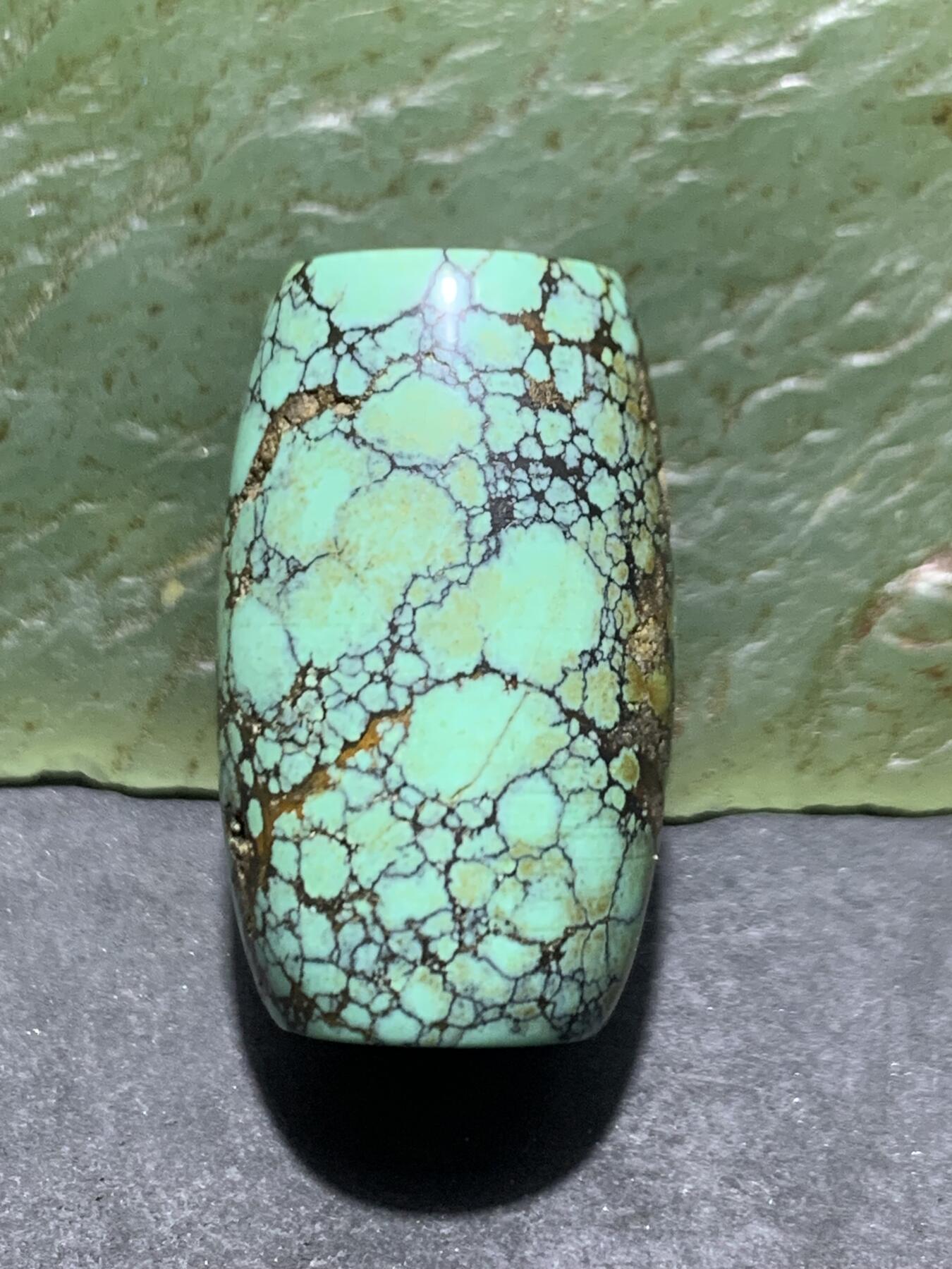 湖北十堰高瓷网花松石桶珠一颗