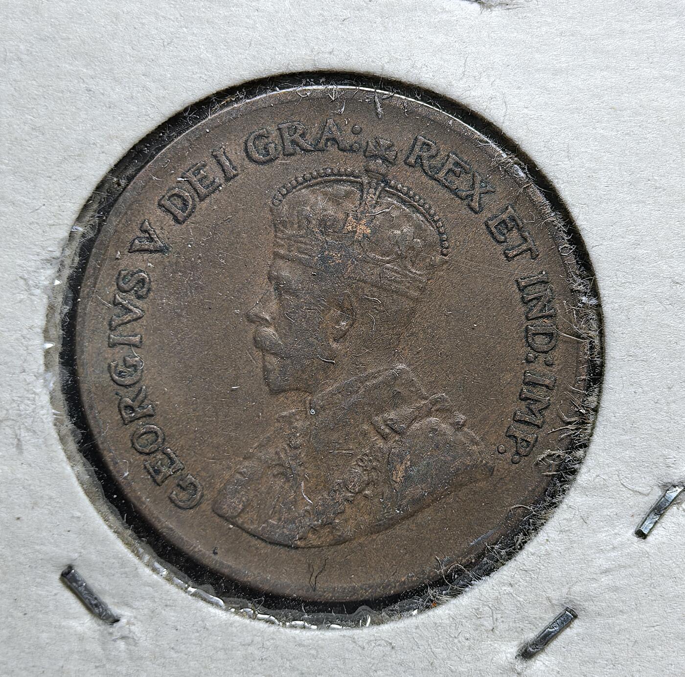 外国优质老铜币银币，正月十二晚九点倒数截拍，满百包邮可寄存，持续收拍 加拿大1929年1分铜币，正面为乔治五世高冠像，背面镌加拿大国花枫叶。发行于大萧条前夕，是加拿大延续英联邦君主象征、强化国家身份认同的流通辅币，见证了加拿大在经济动荡前的社会风貌。