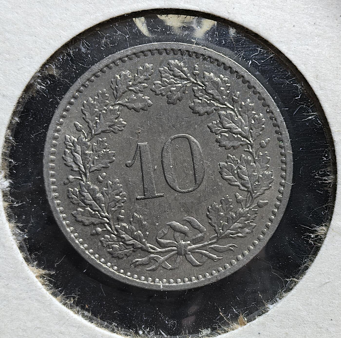 外国优质老铜币银币，正月十二晚九点倒数截拍，满百包邮可寄存，持续收拍 瑞士 1980年10 生丁，正面是象征自由的女神头像，背面为面值与橡叶花环。它反映了瑞士长期中立稳定的货币体系，是瑞士联邦制与独立主权的典型流通币。