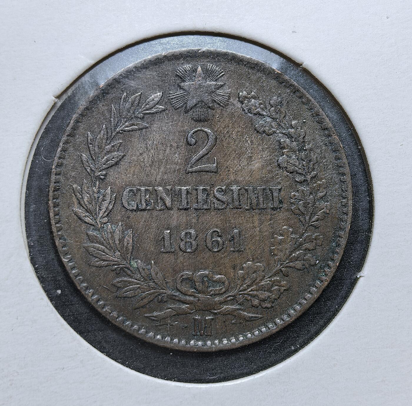 外国优质老铜币银币，正月十二晚九点倒数截拍，满百包邮可寄存，持续收拍 意大利 1861 年 2 分铜币，正面为维托里奥・埃马努埃莱二世头像，背面是意大利国徽与橡叶月桂环。1861 年意大利王国刚统一，此币是意大利统一后发行的首批官方流通货币，见证其王国初期的货币体系确立。