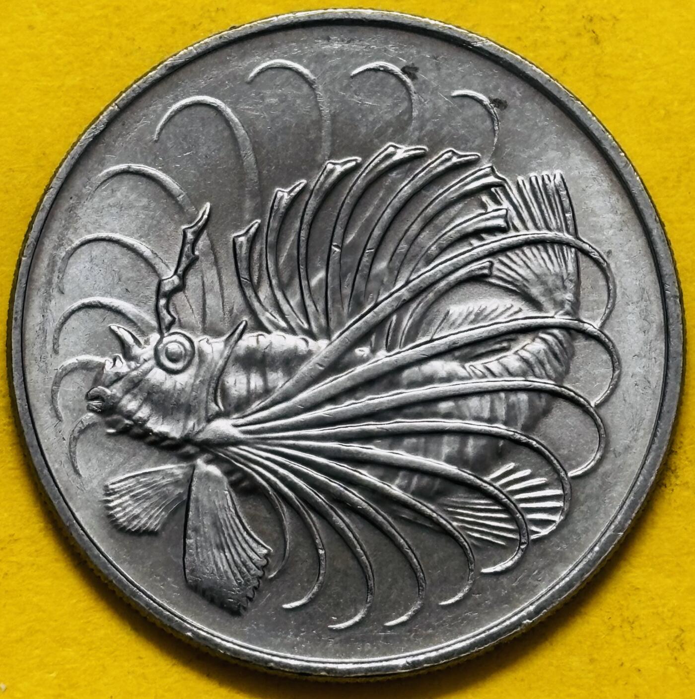 文馨钱币收藏第 295 场，（元宵场）各种银币散币纪念章，长期接代拍业务