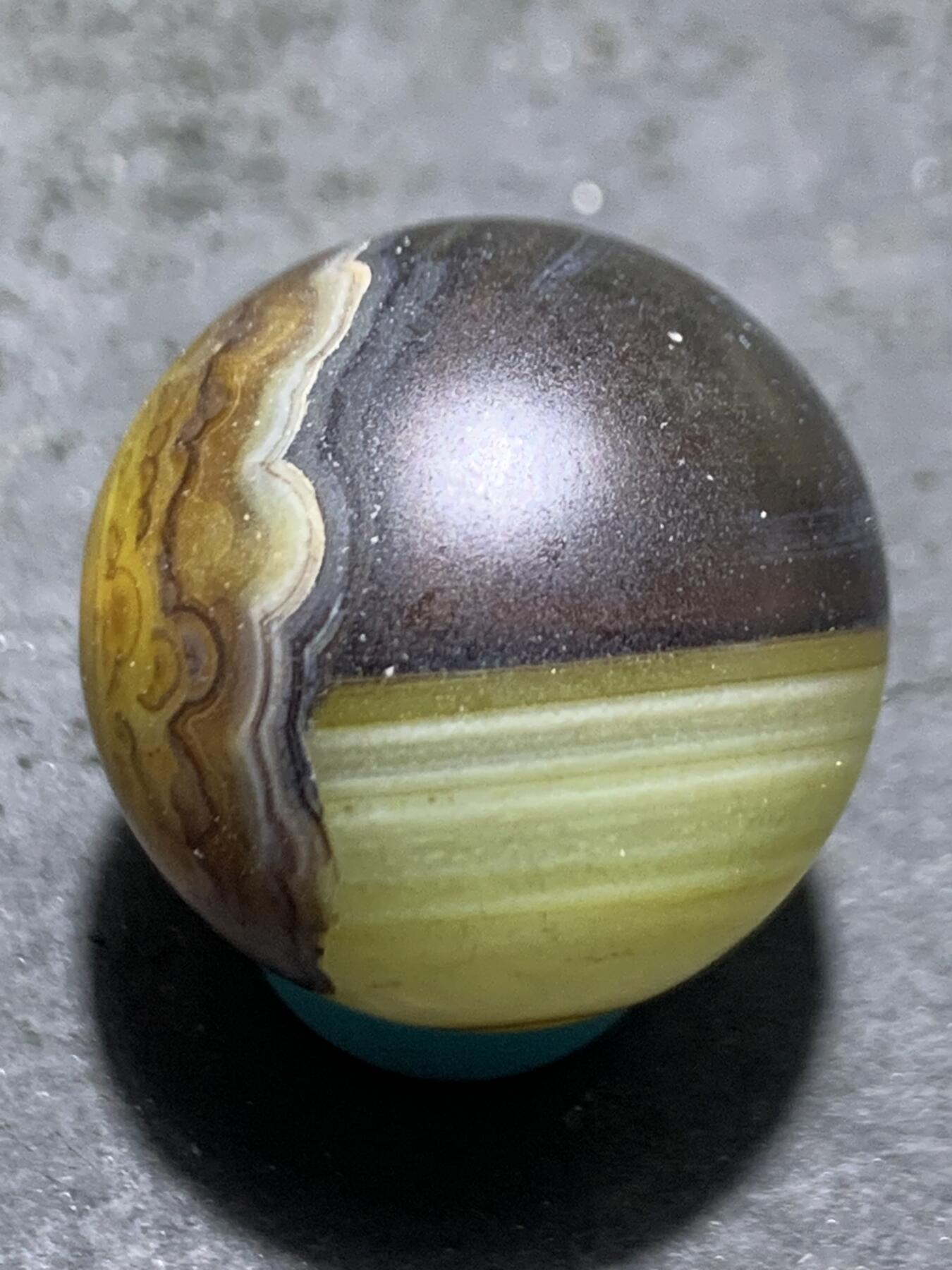 精美高玉化缠丝玛瑙2.0圆珠一颗，