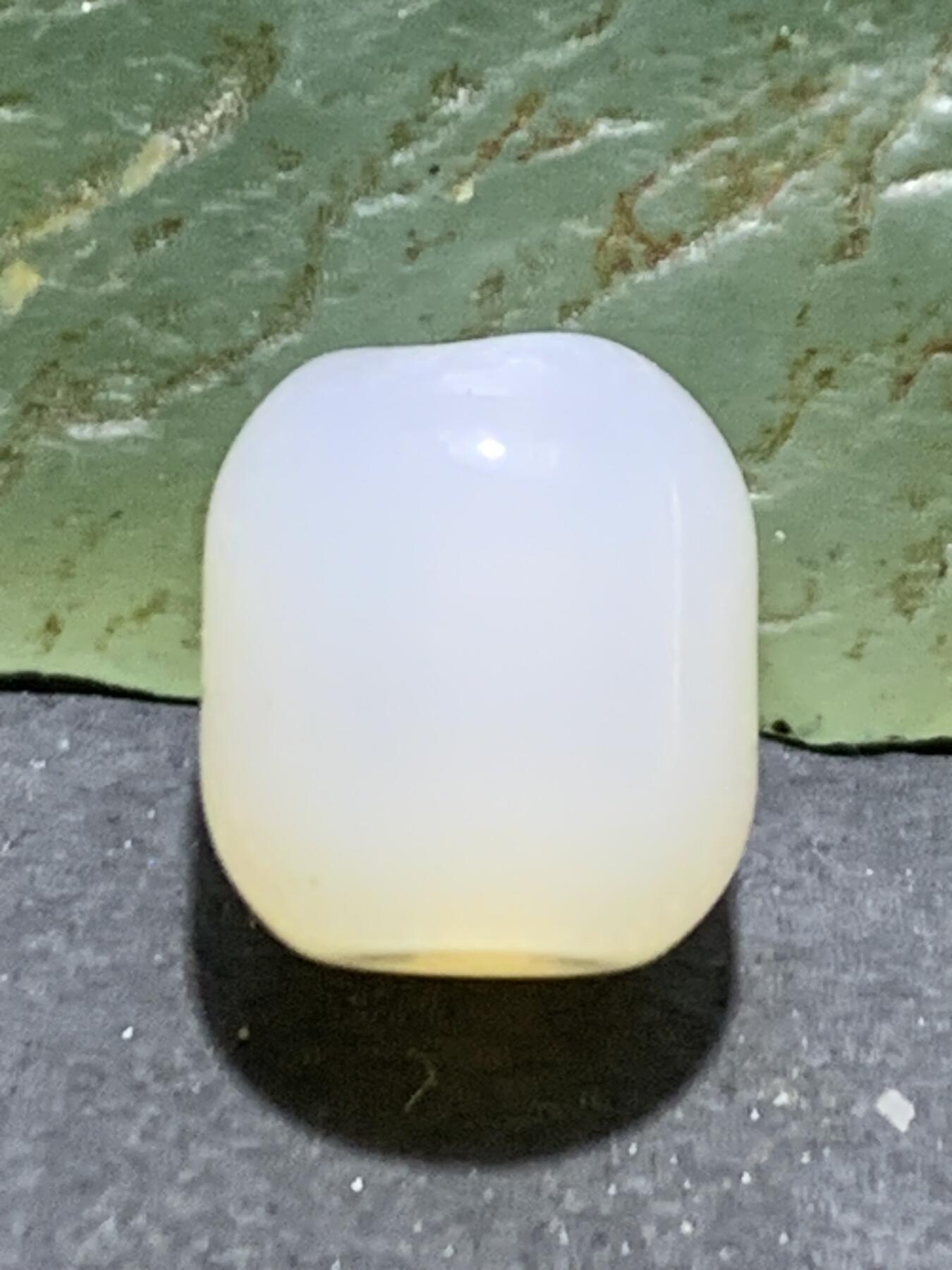 荔枝冻通货随形桶珠一颗，