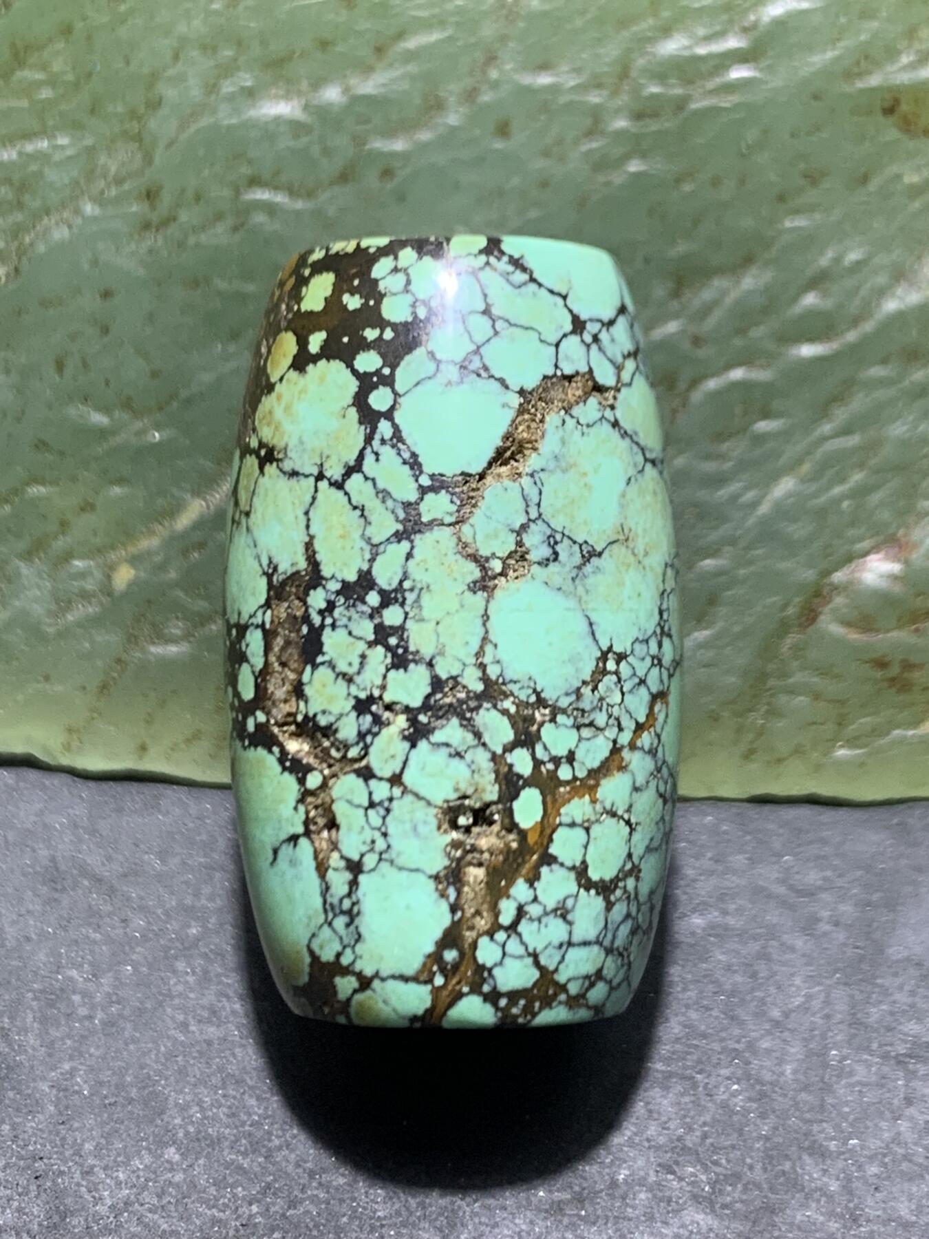 湖北十堰高瓷网花松石桶珠一颗